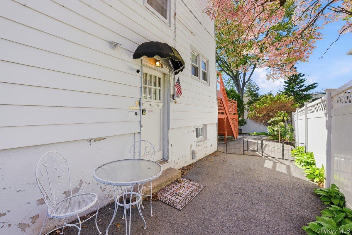 7 Byron Avenue Property Photo 30