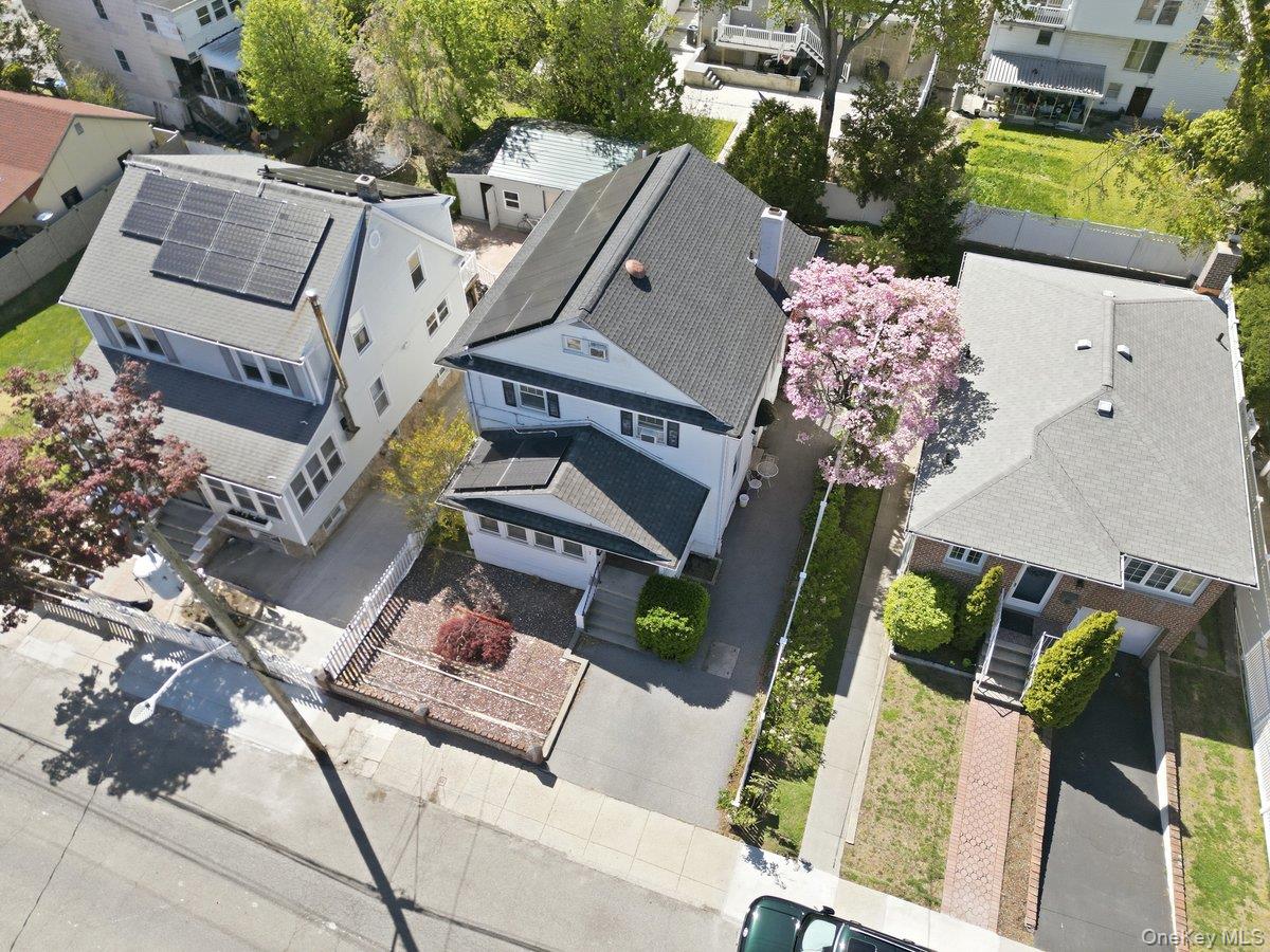 7 Byron Avenue Property Photo 34
