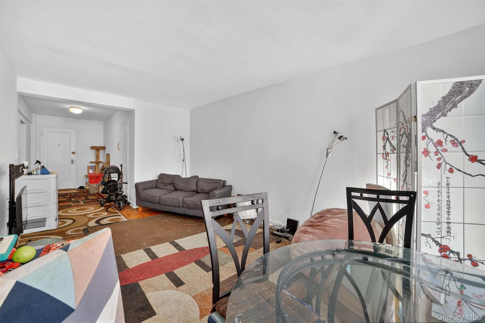 2105 Wallace Avenue 2a Property Photo 4