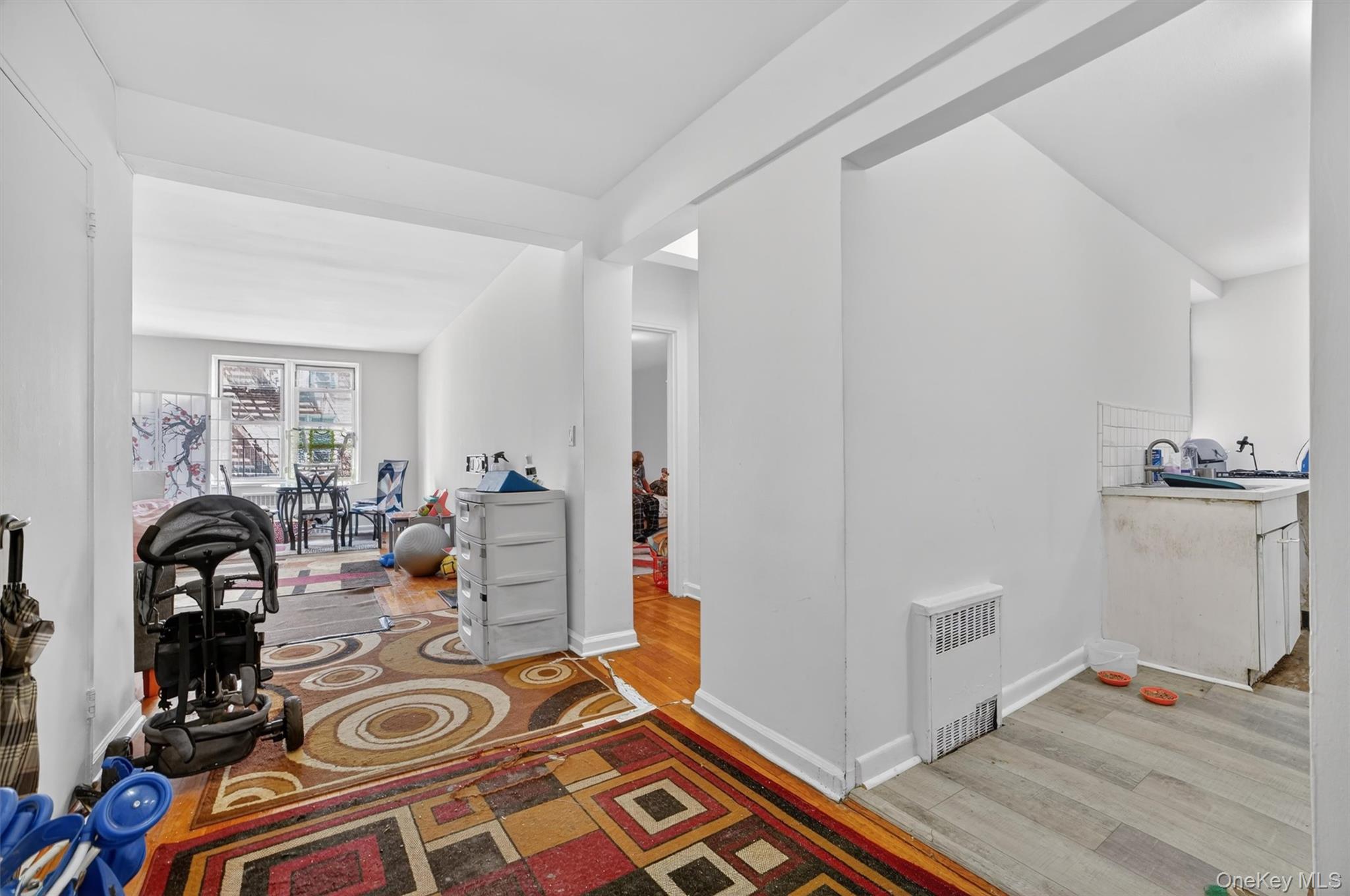 2105 Wallace Avenue 2a Property Photo 9