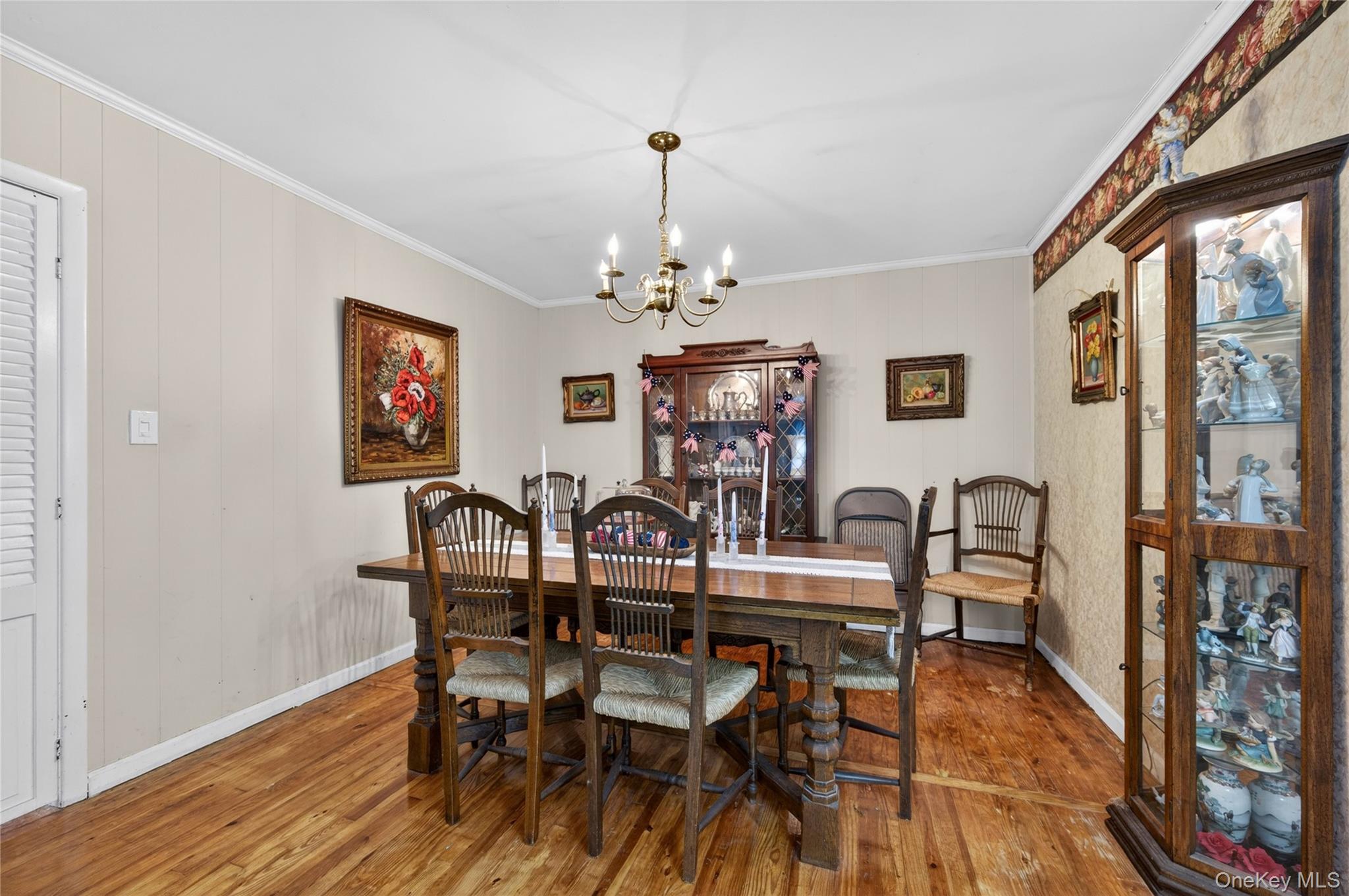 8 7th Street Property Photo 8
