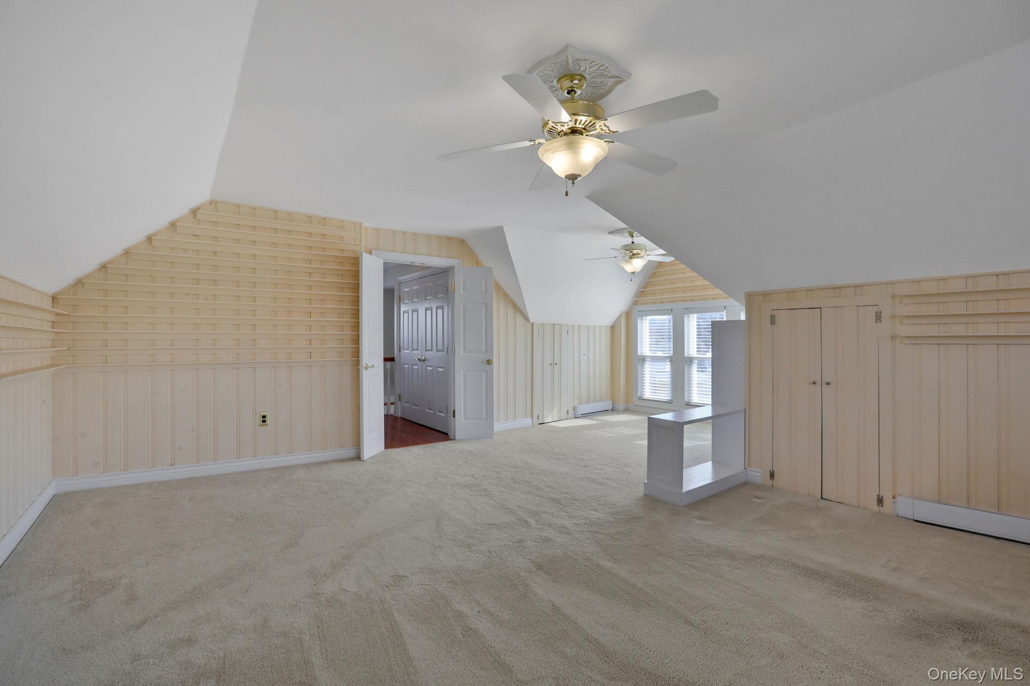 411 Albany Avenue Property Photo 5