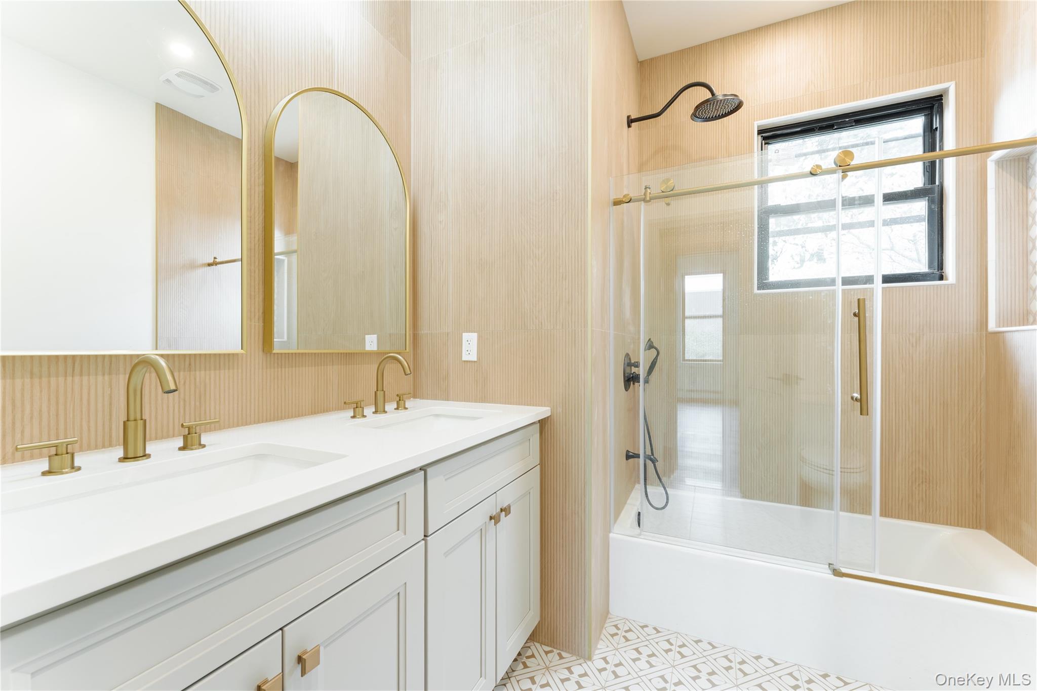 21 Mackey Avenue Property Photo 18