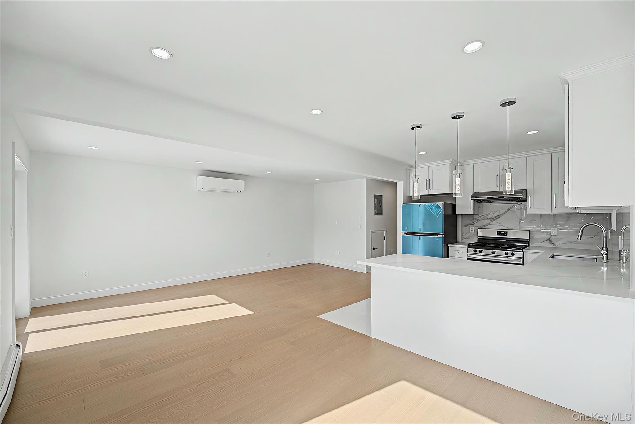 43-44 161st Street Property Photo 10