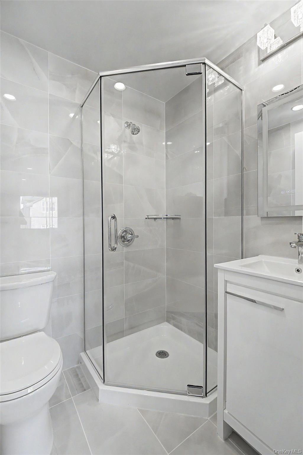 43-44 161st Street Property Photo 14