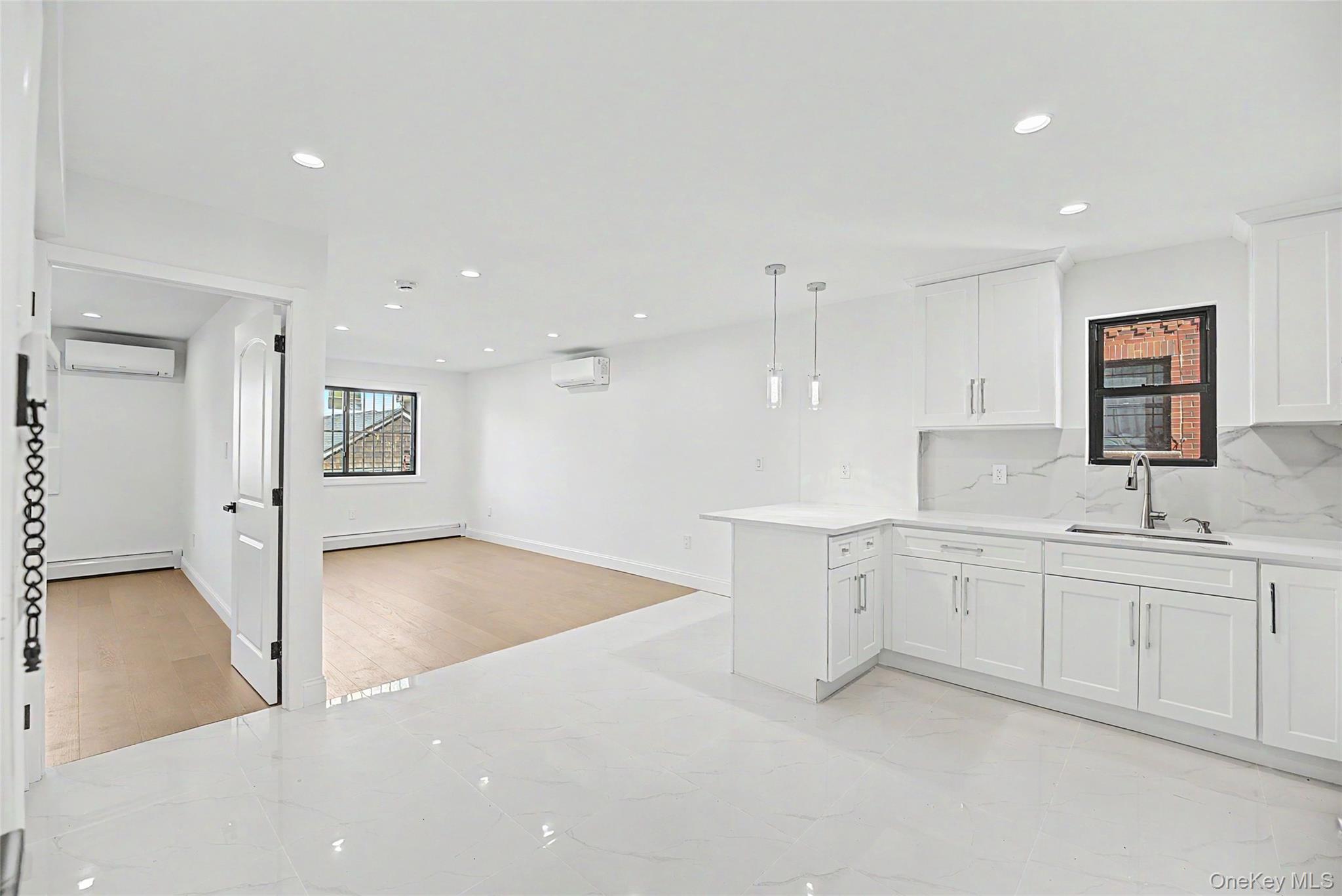 43-44 161st Street Property Photo 18