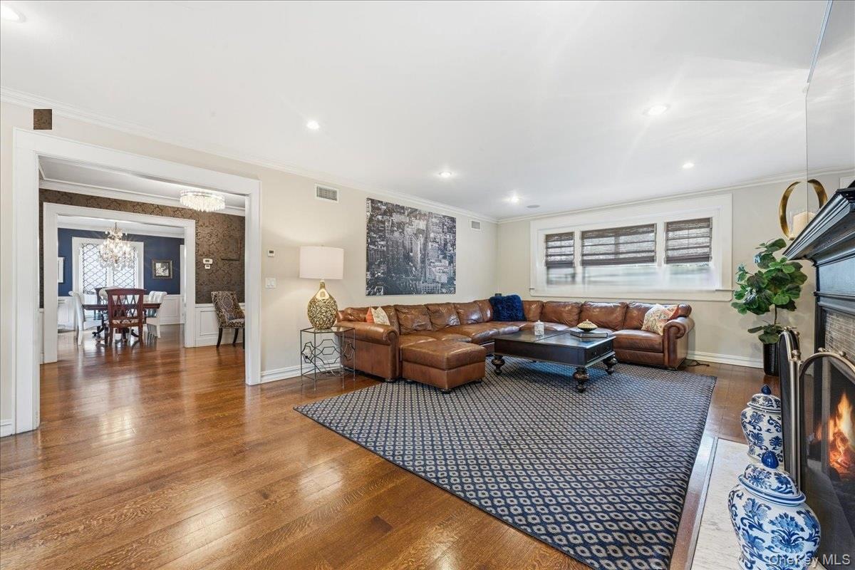 10 Massachusetts Boulevard Property Photo 7