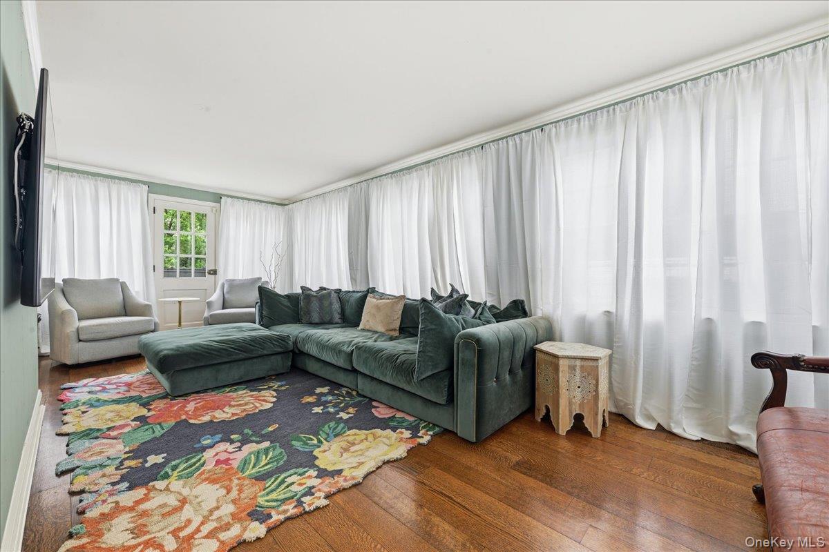 10 Massachusetts Boulevard Property Photo 8