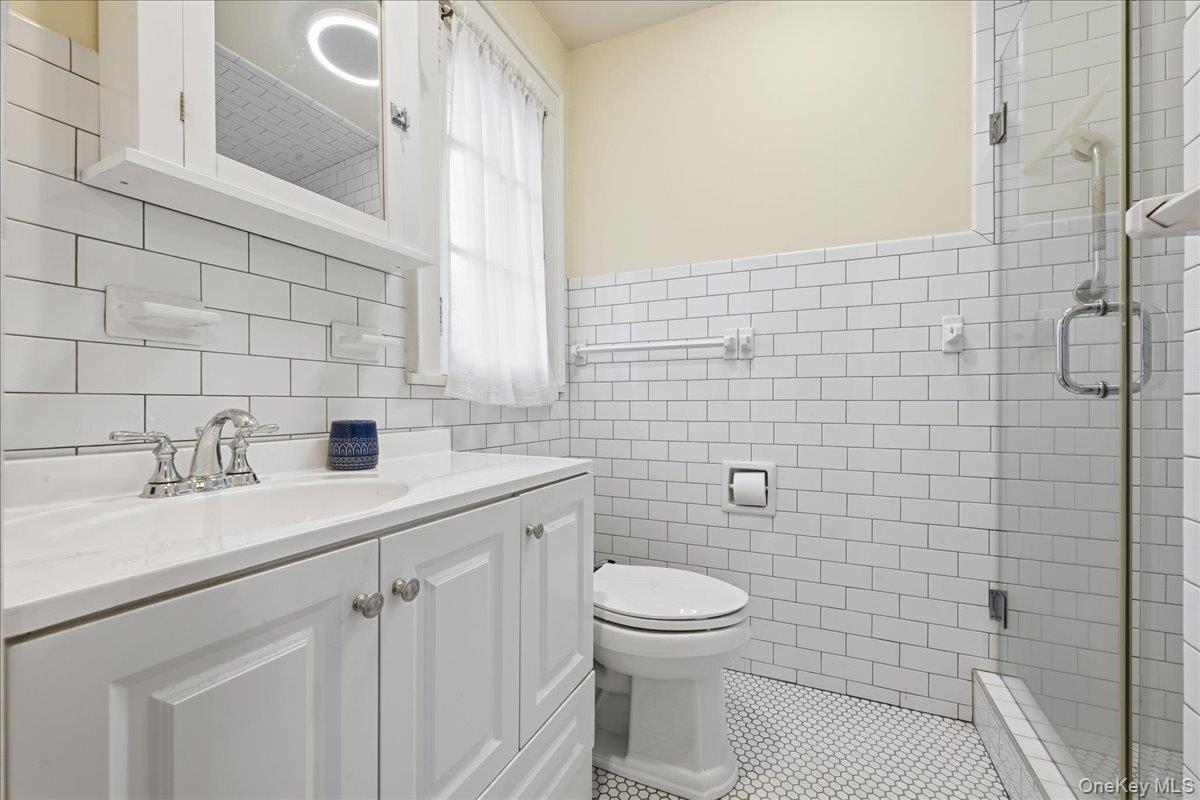 10 Massachusetts Boulevard Property Photo 21