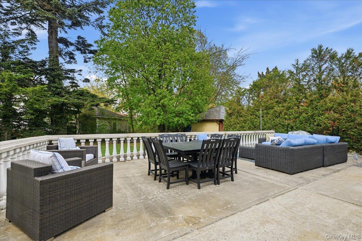 10 Massachusetts Boulevard Property Photo 34
