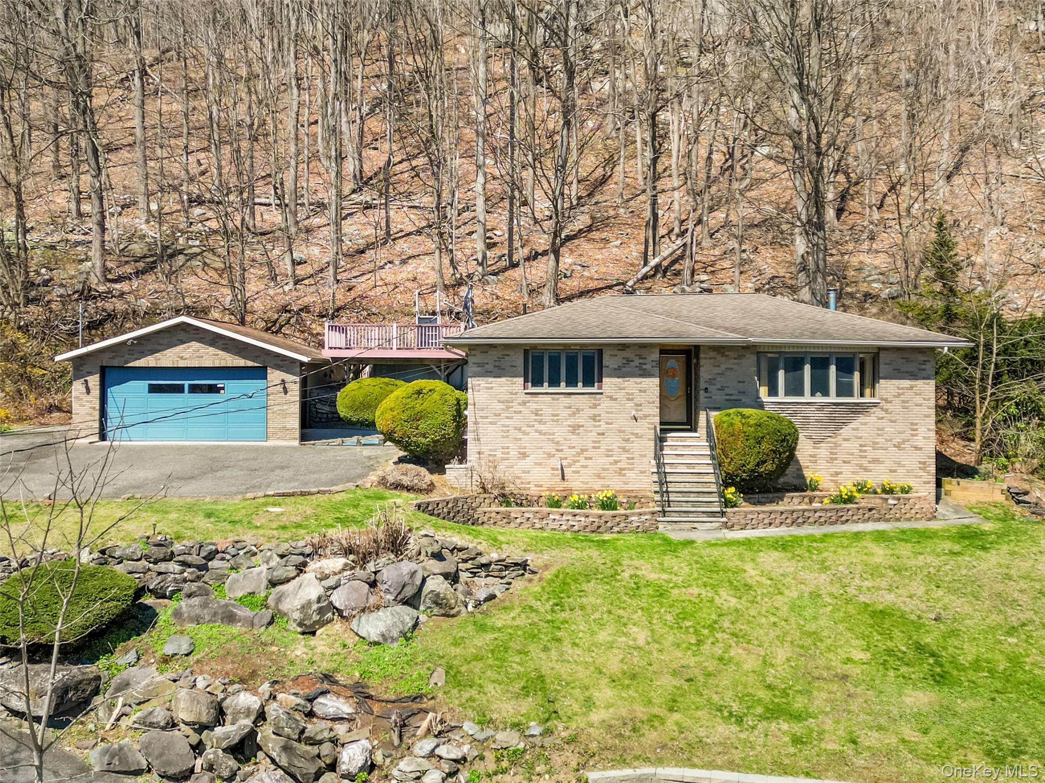 621 Jersey Avenue Property Photo 1