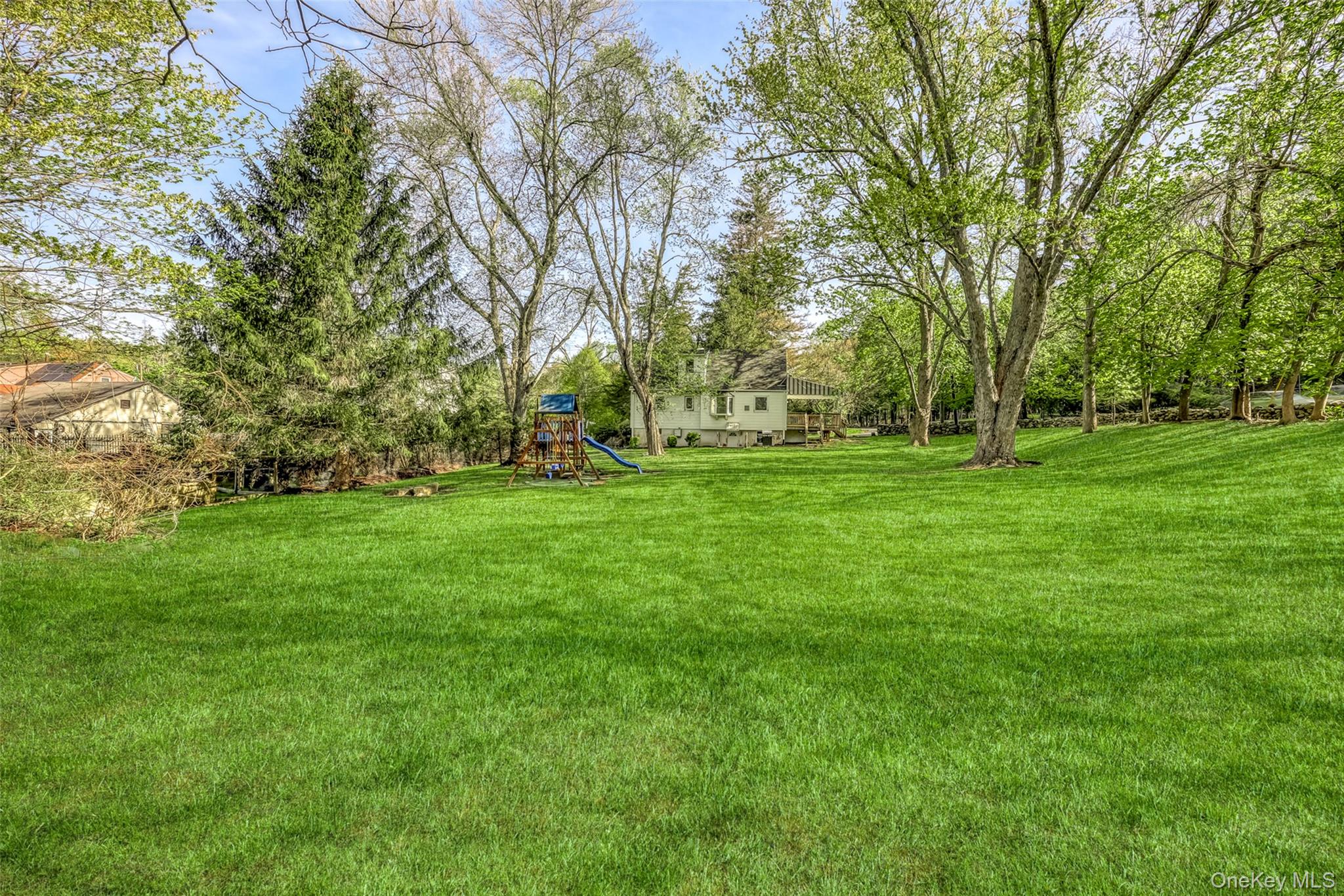 1 Hillside Avenue Property Photo 3