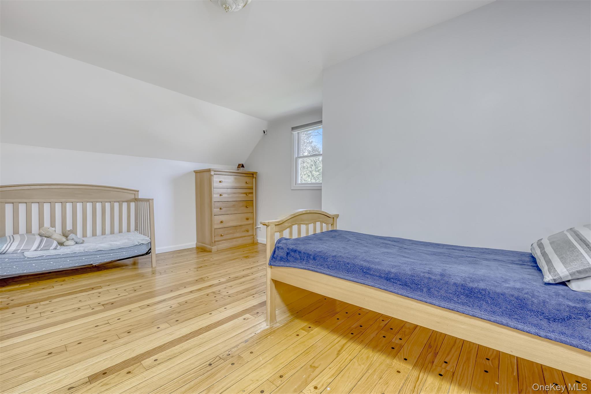 1 Hillside Avenue Property Photo 16