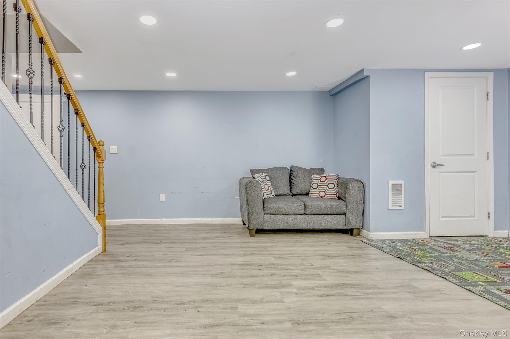 1 Hillside Avenue Property Photo 19