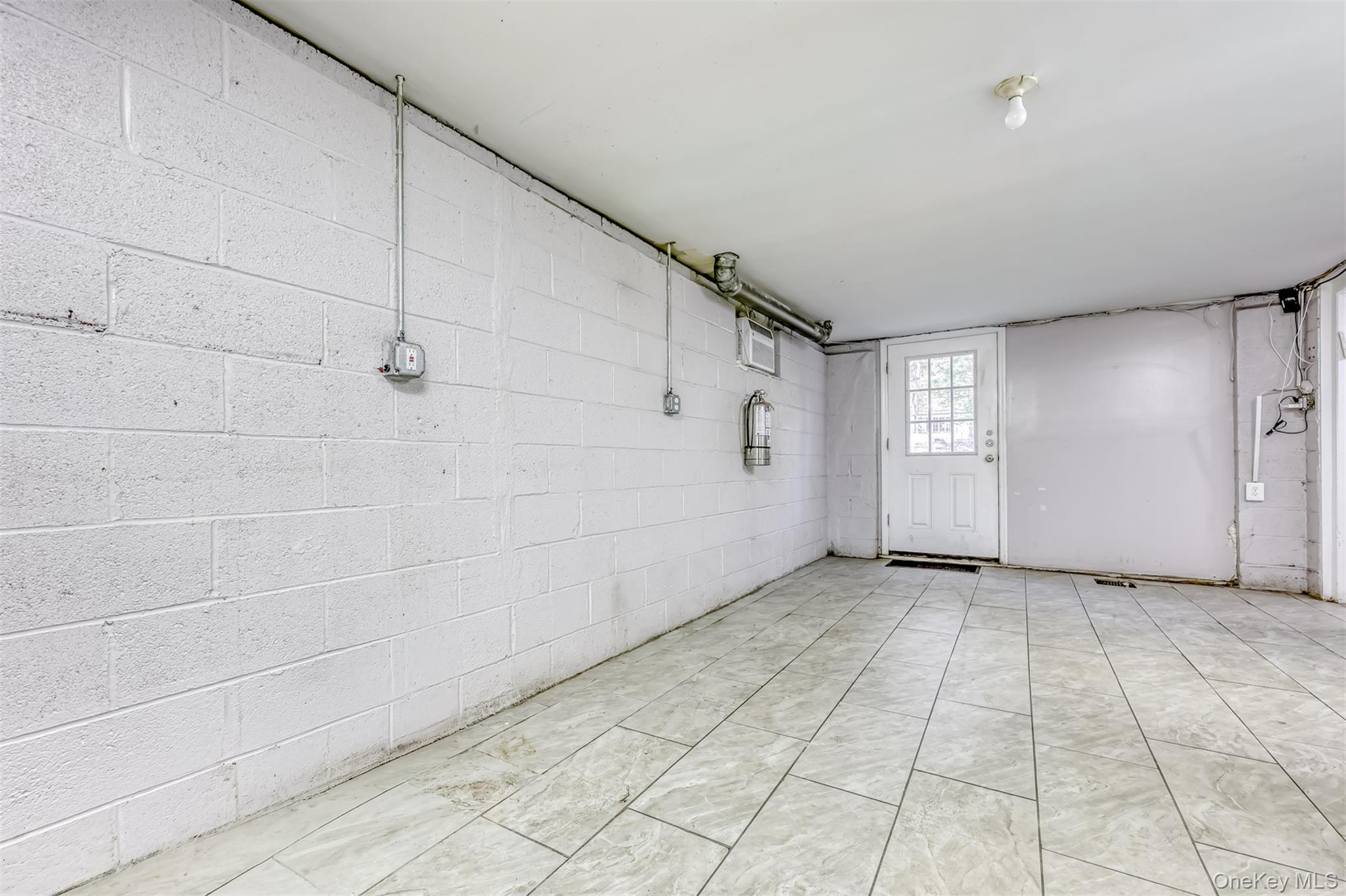 1 Hillside Avenue Property Photo 24