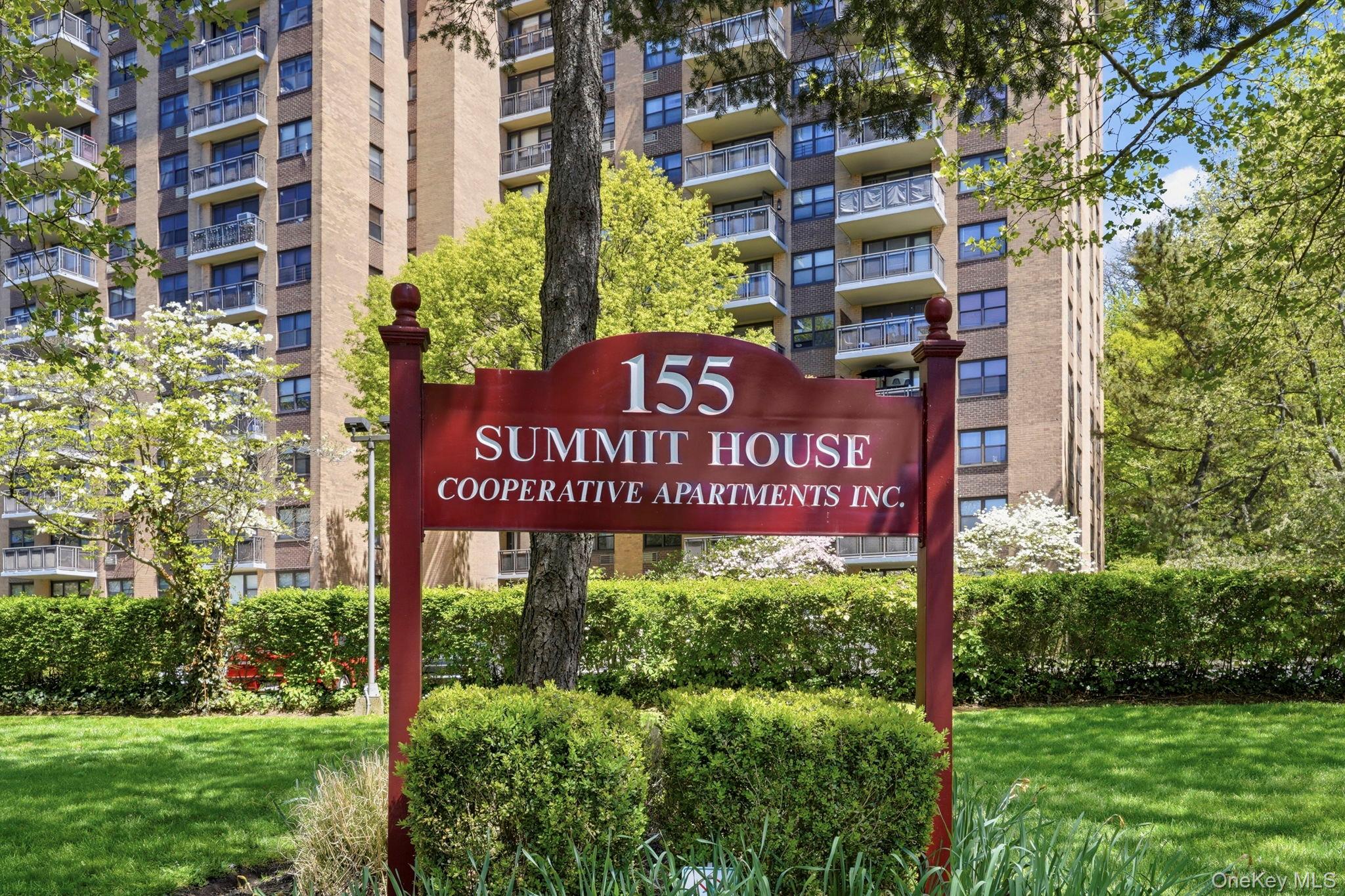 155 Ferris Avenue #7k Property Photo 3