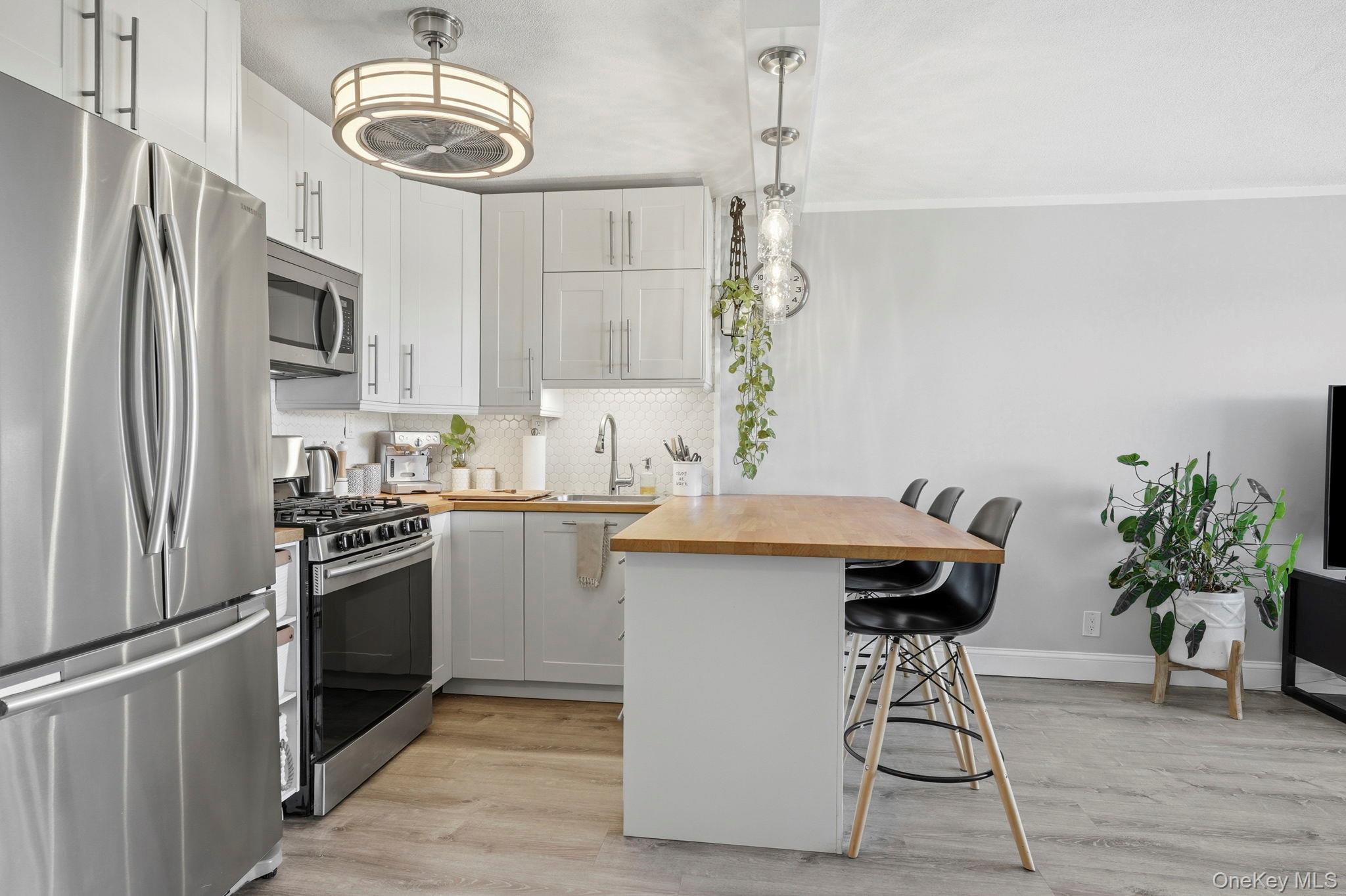 155 Ferris Avenue #7k Property Photo 9