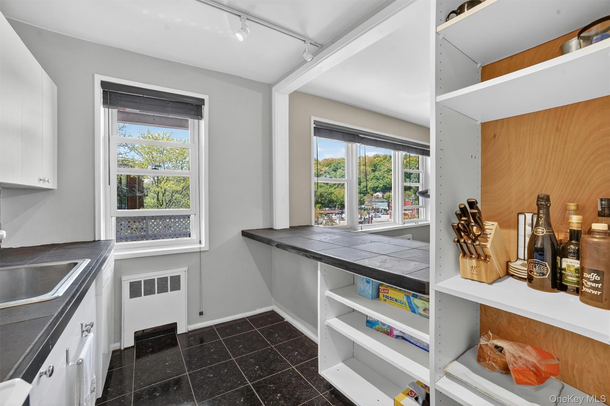 30 E Hartsdale Avenue 2a Property Photo 10