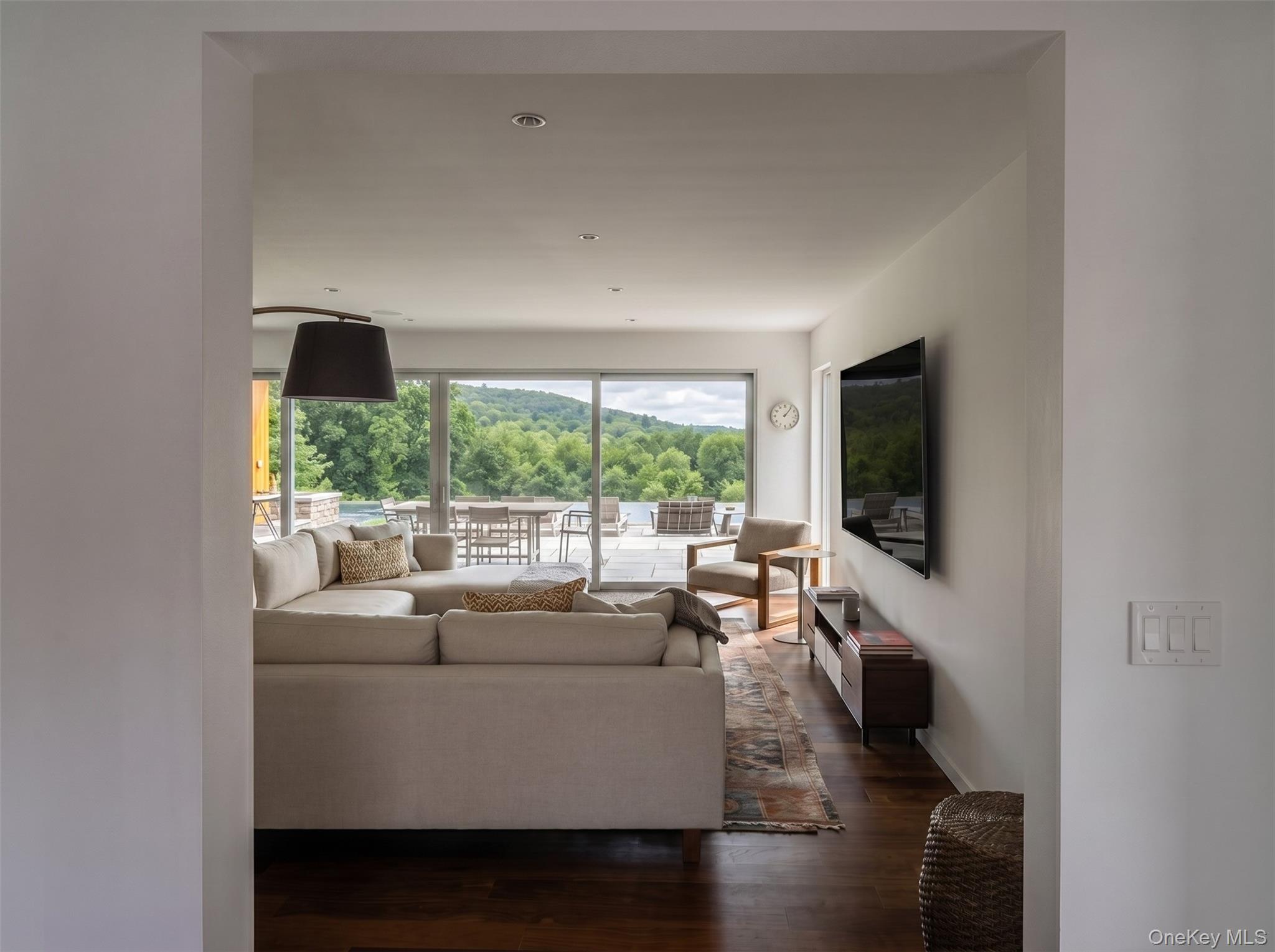 33 Ford Road Property Photo 13