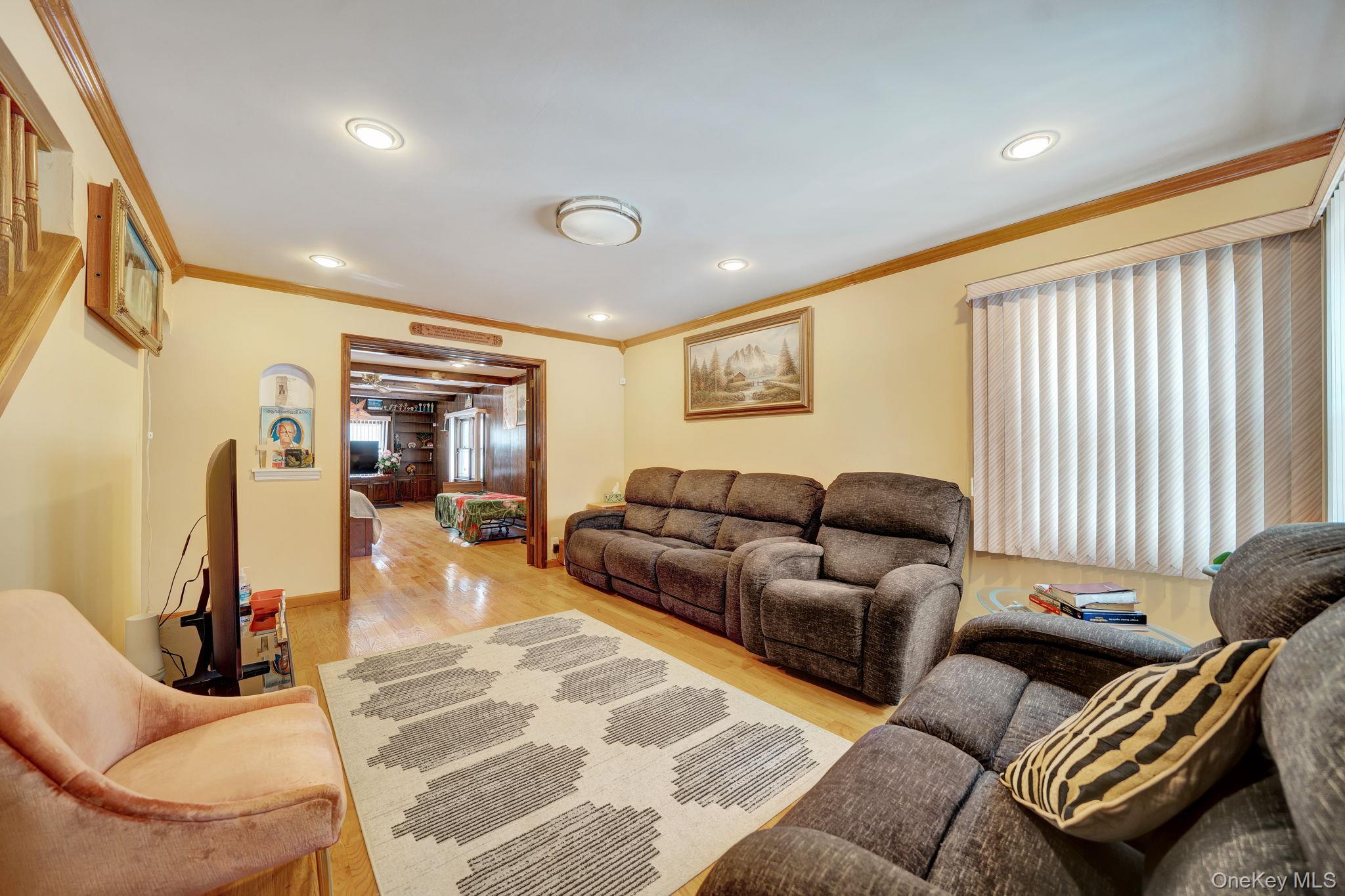 20 Virginia Avenue Property Photo 6