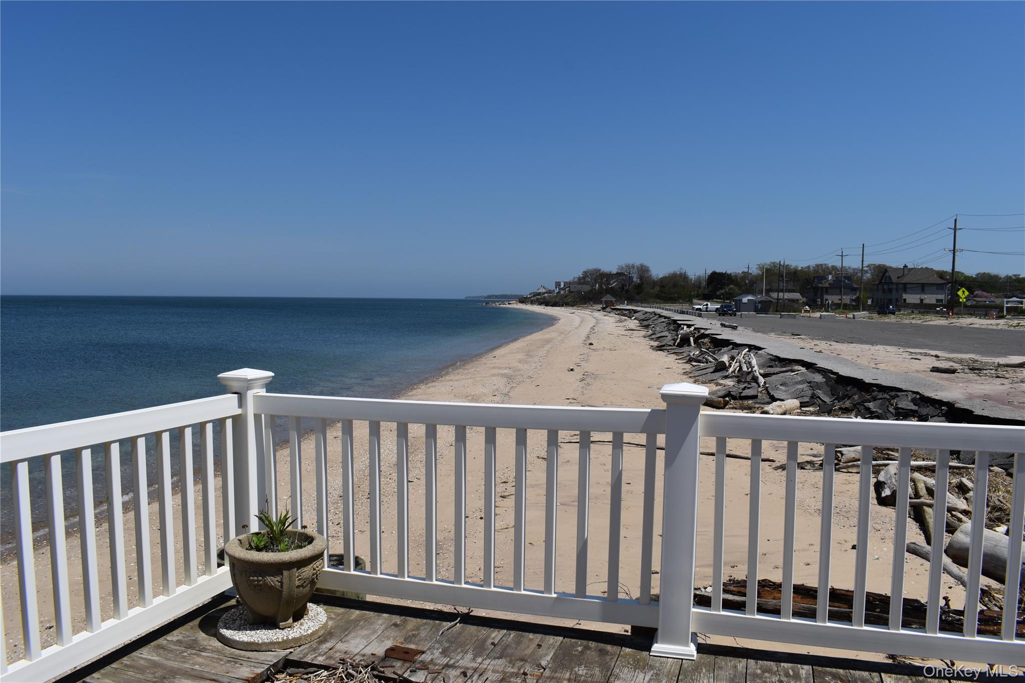 52755 Soundview Avenue Property Photo 4