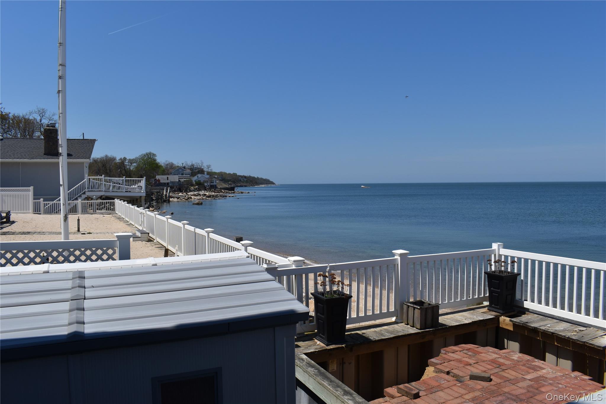 52755 Soundview Avenue Property Photo 8