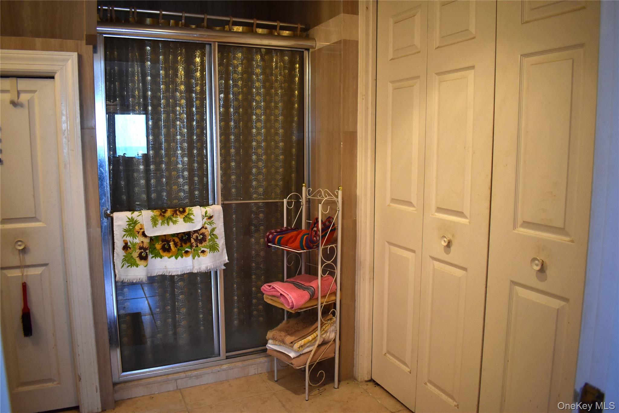 52755 Soundview Avenue Property Photo 15