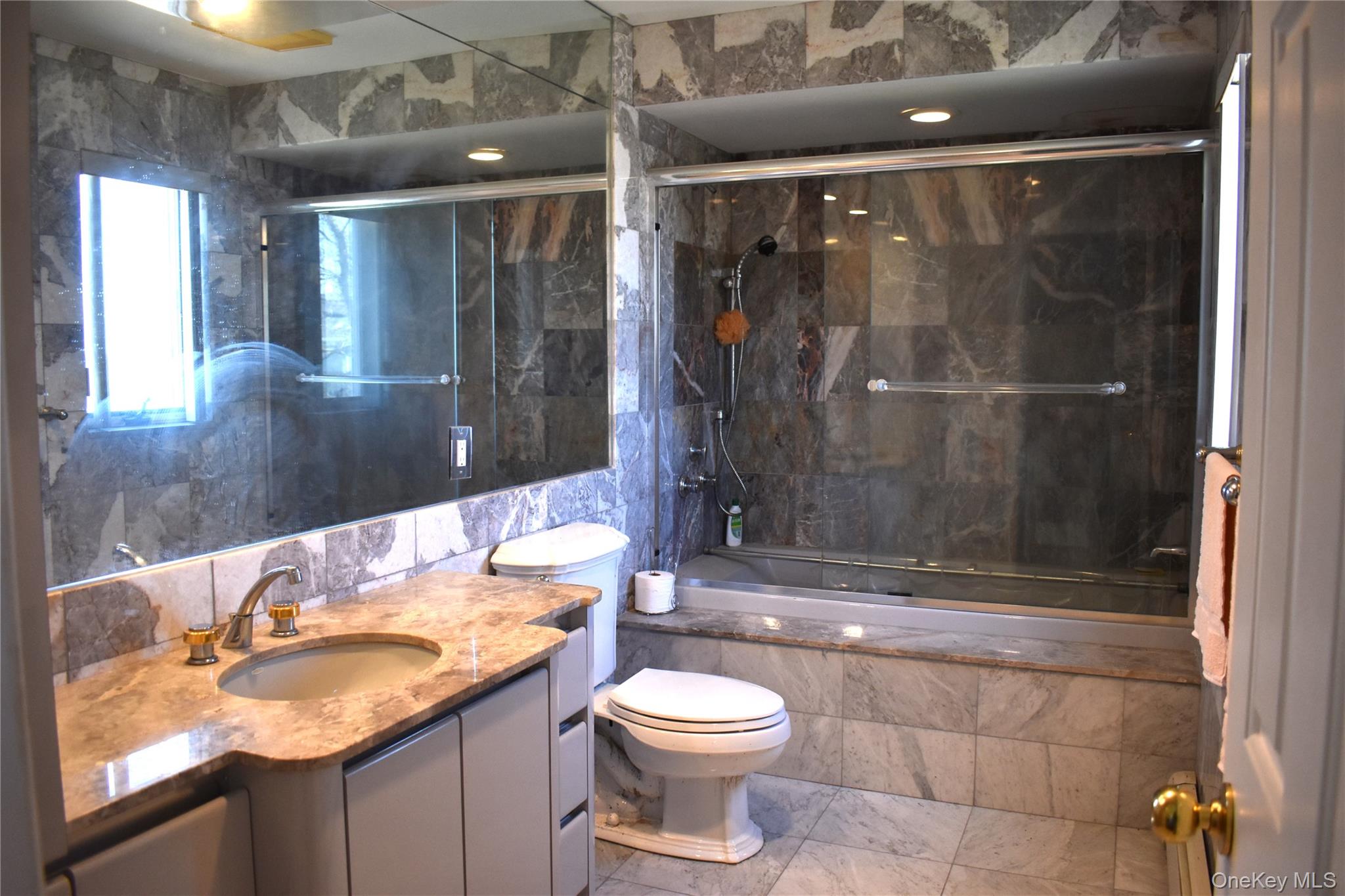 52755 Soundview Avenue Property Photo 19