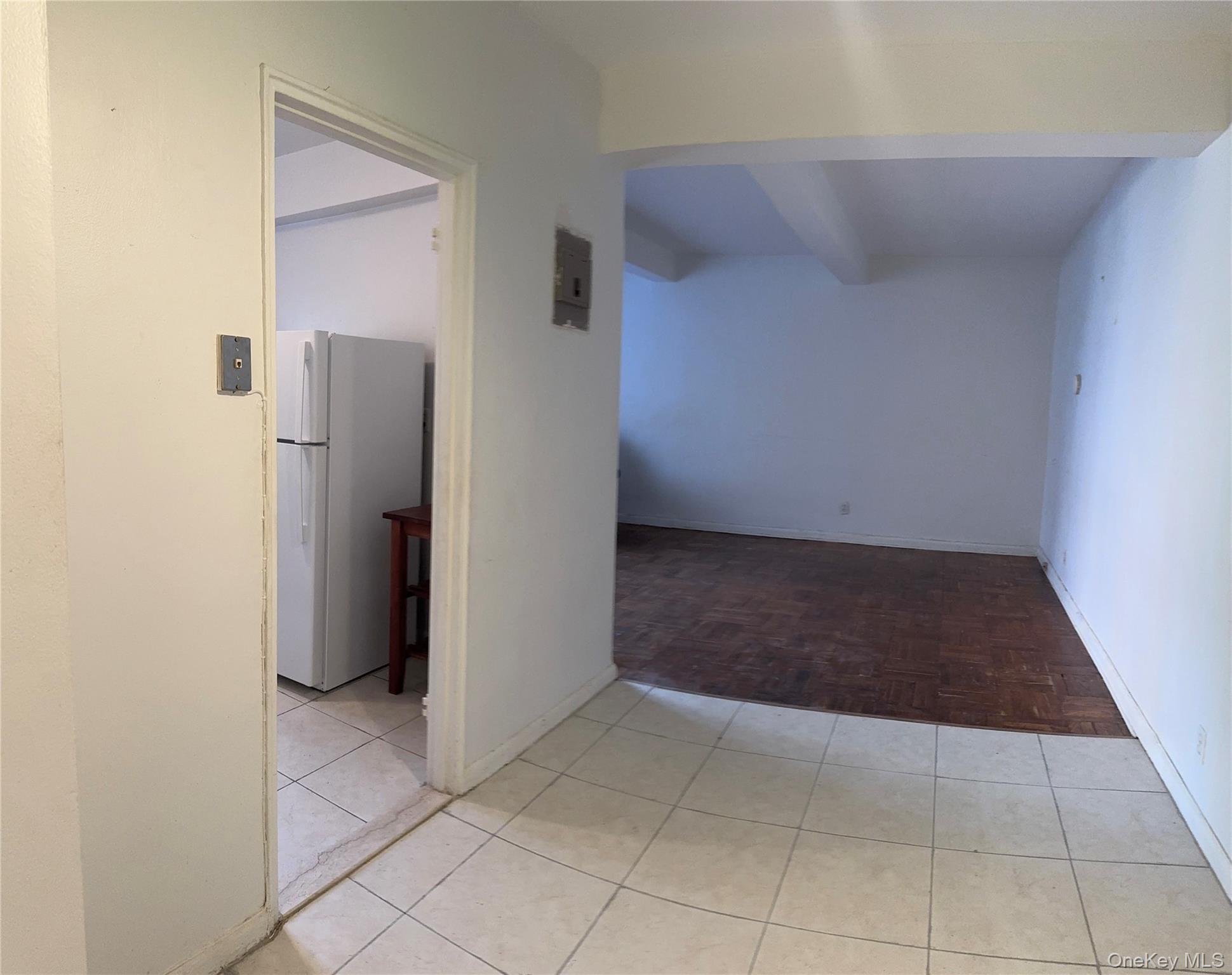 2 Sadore Lane 1r Property Photo 5