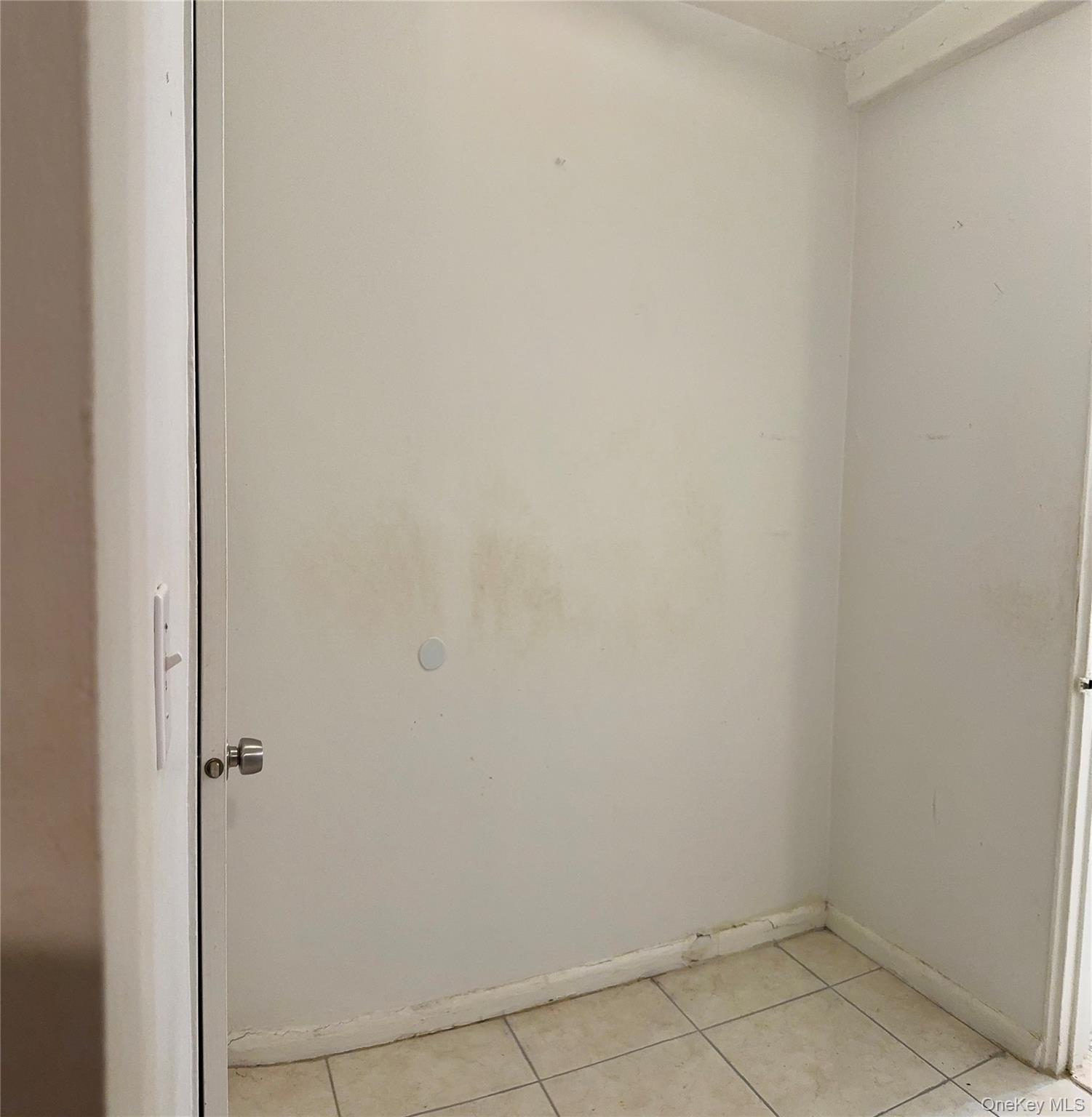 2 Sadore Lane 1r Property Photo 10