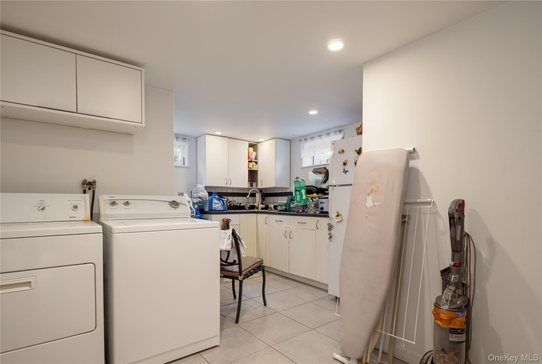 88 14th Street Property Photo 11