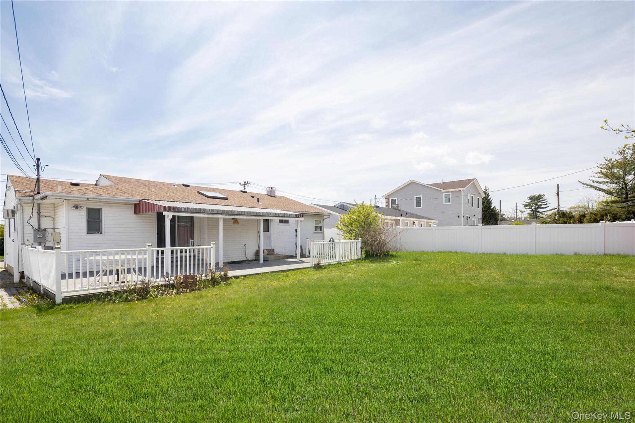 88 14th Street Property Photo 13