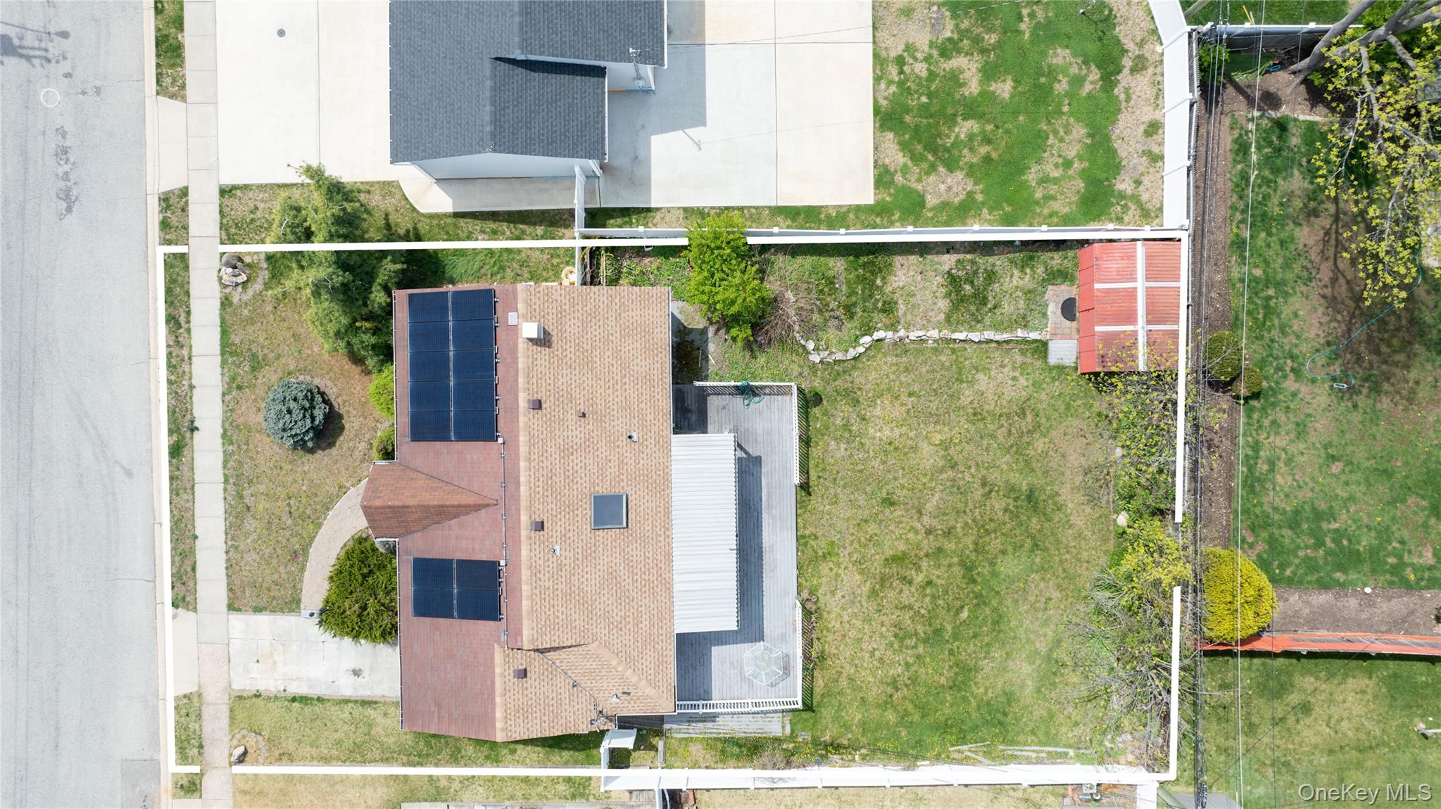 88 14th Street Property Photo 15