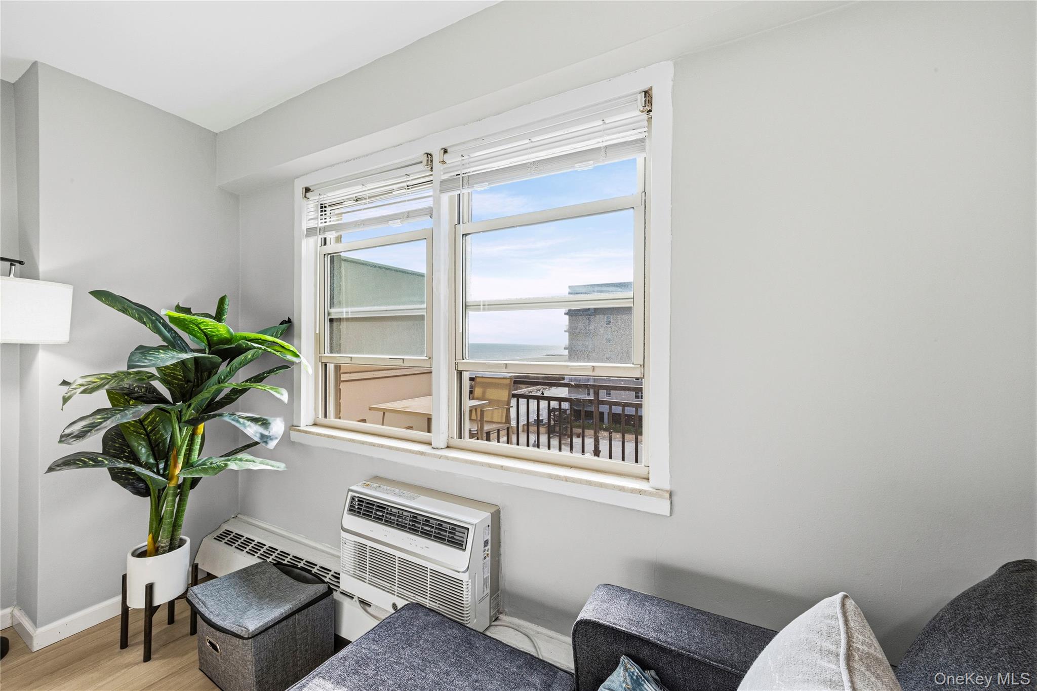 25 Neptune Boulevard 4h Property Photo 22