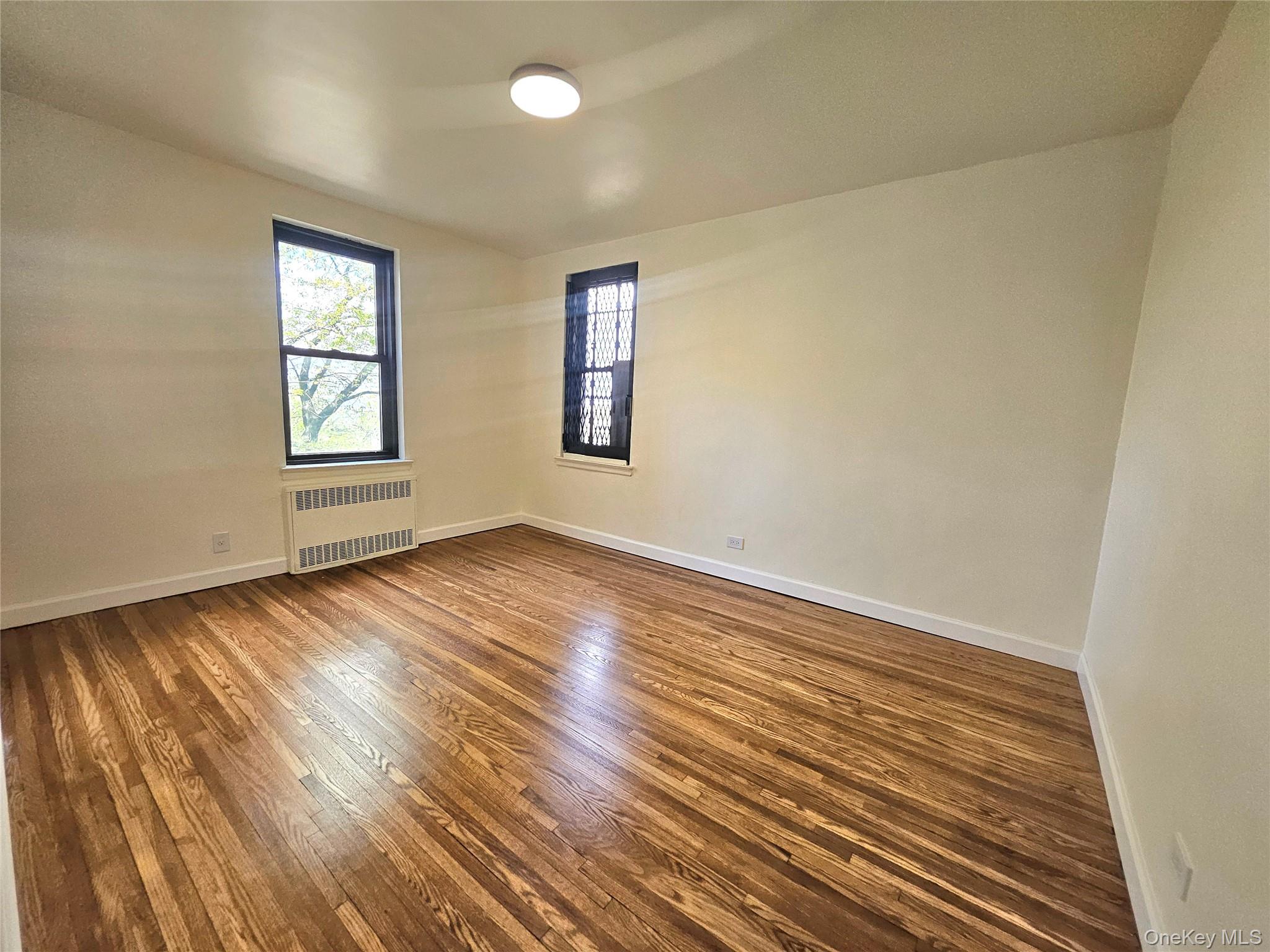 112-24 Northern Boulevard 3e Property Photo 6