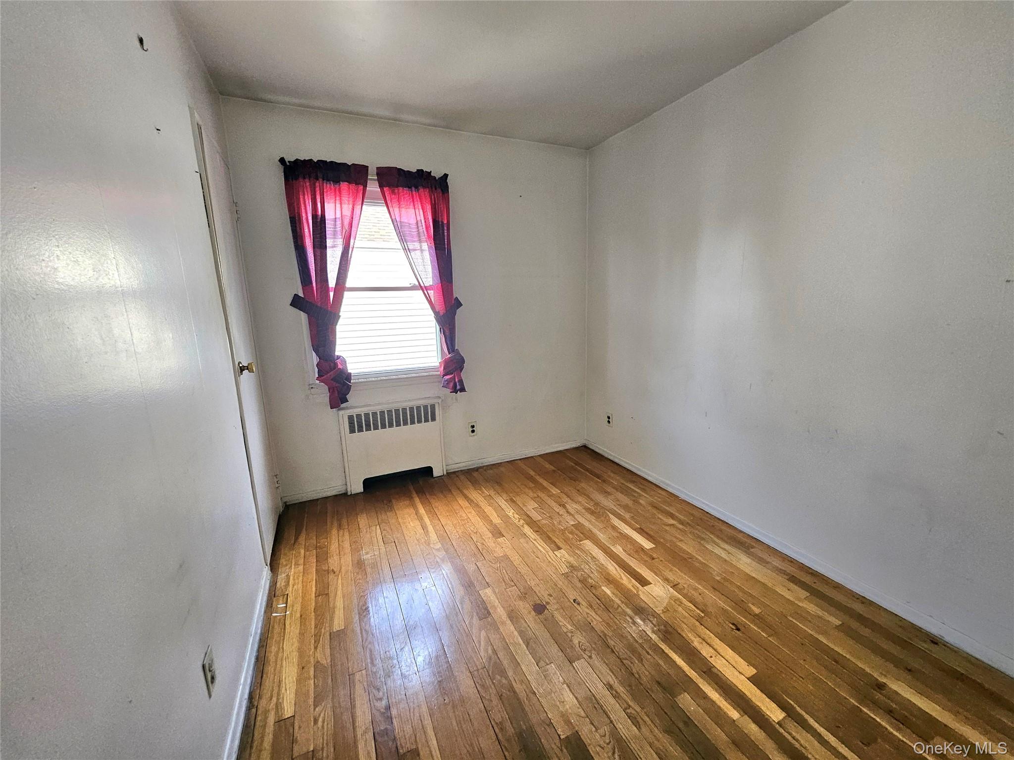 112-24 Northern Boulevard 3e Property Photo 7