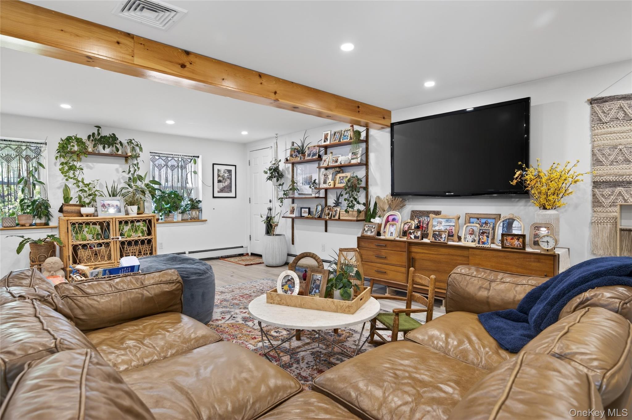 182 W 21st Street Property Photo 13