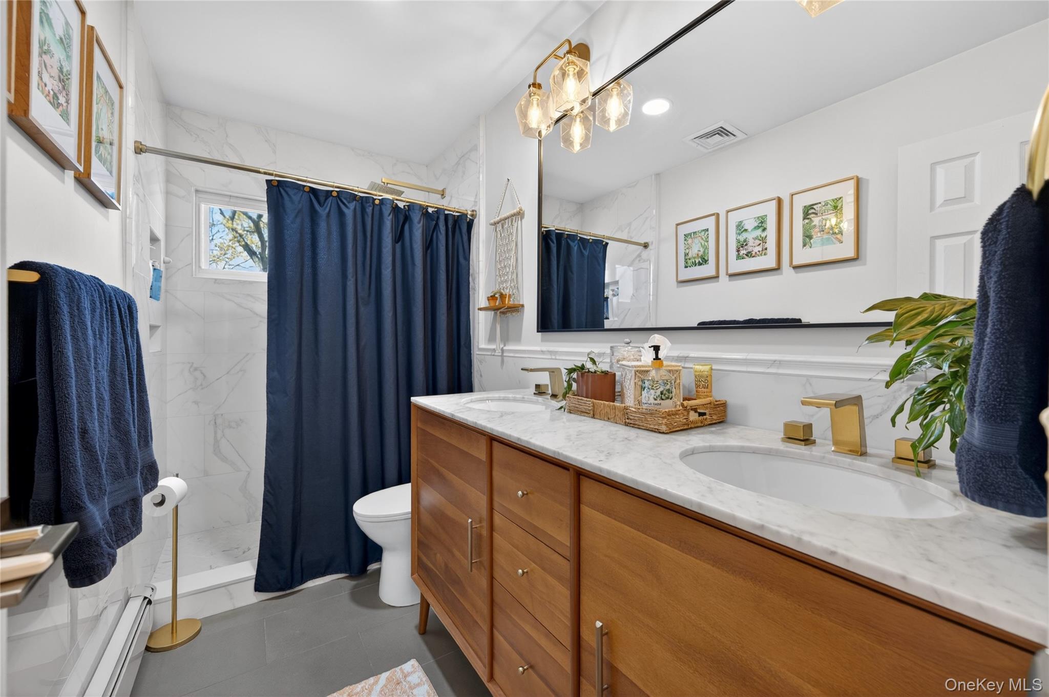 182 W 21st Street Property Photo 20