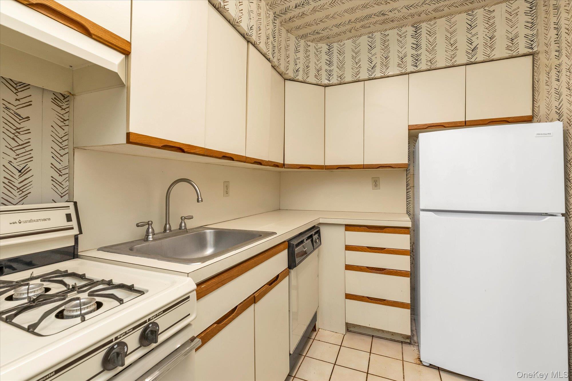 3 Edwards Street 1f Property Photo 10