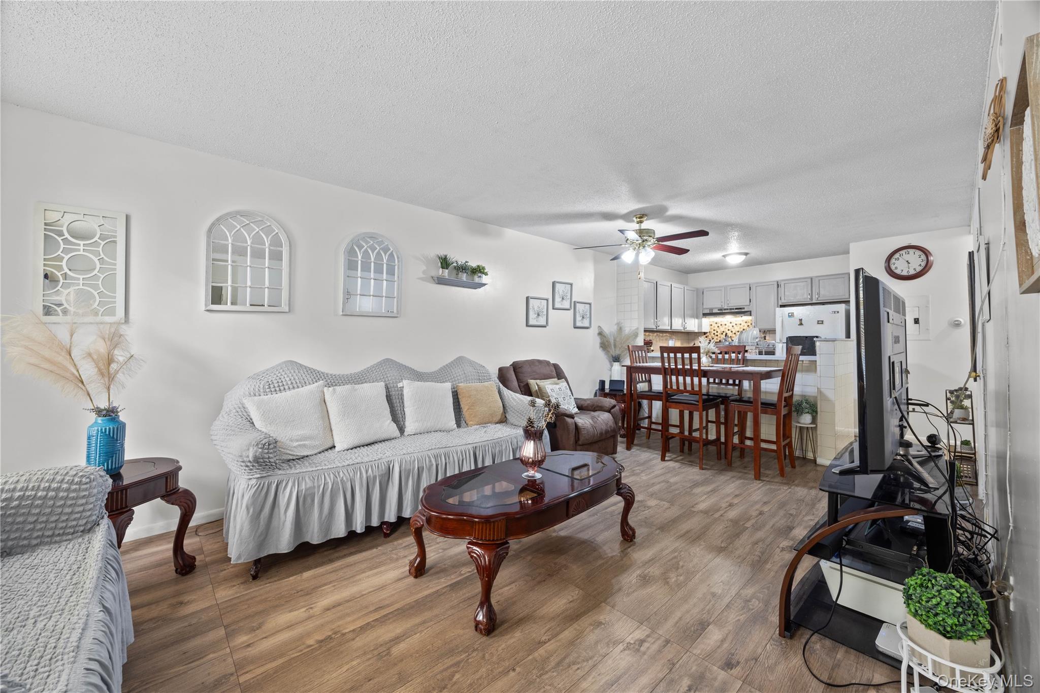 1904 Daly Avenue A Property Photo 6