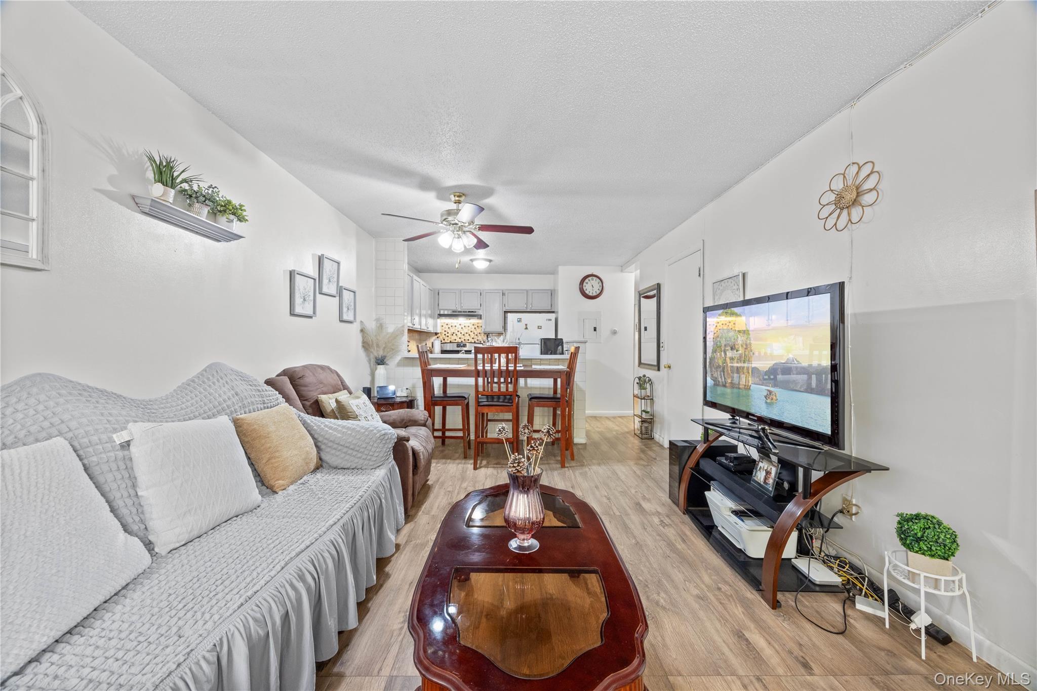 1904 Daly Avenue A Property Photo 7
