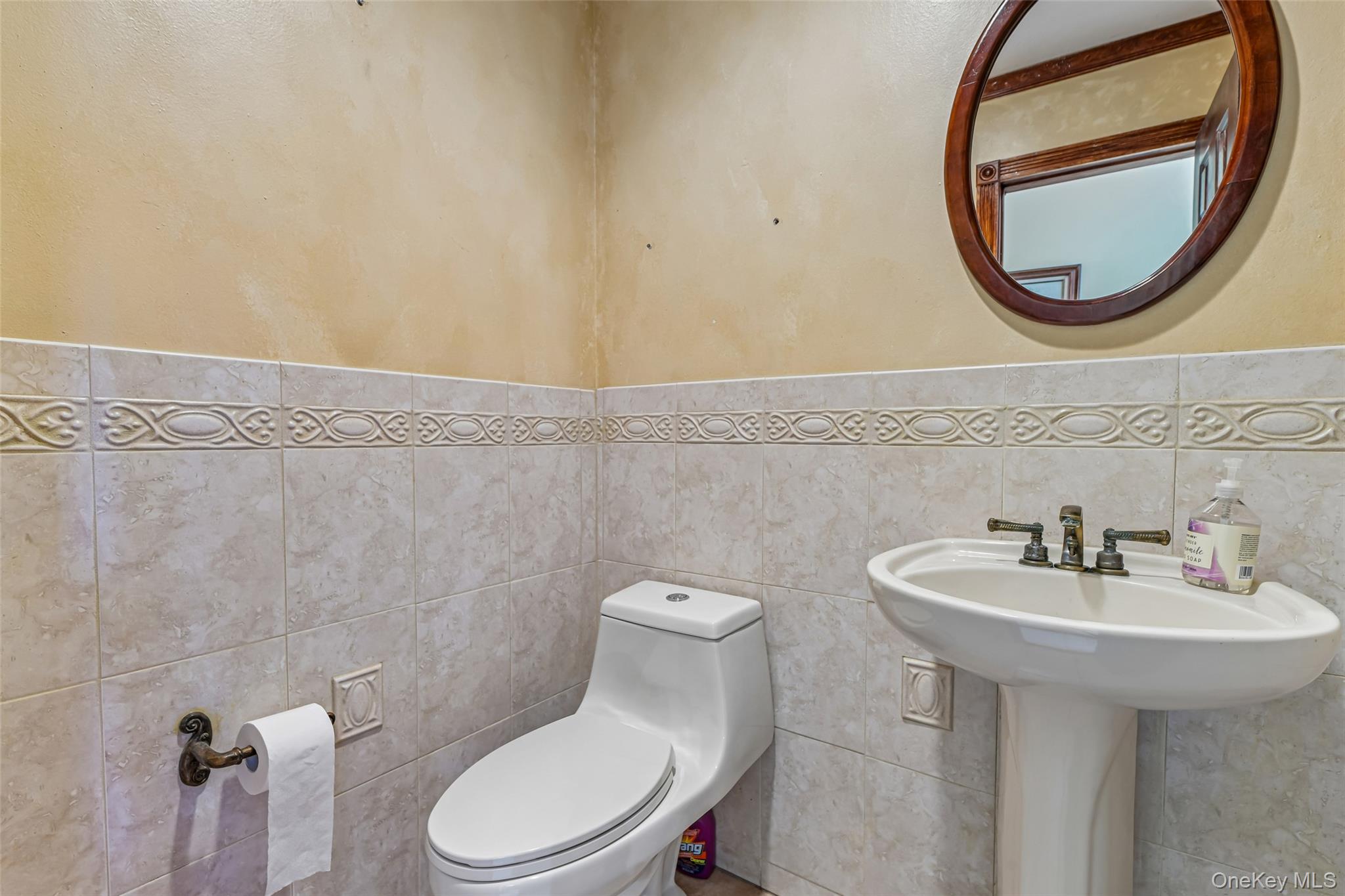 2 Deer Path Property Photo 17