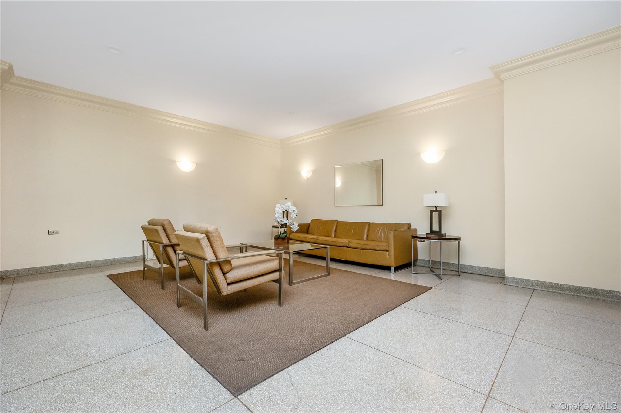 100-25 Queens Blvd 6aa Property Photo 2