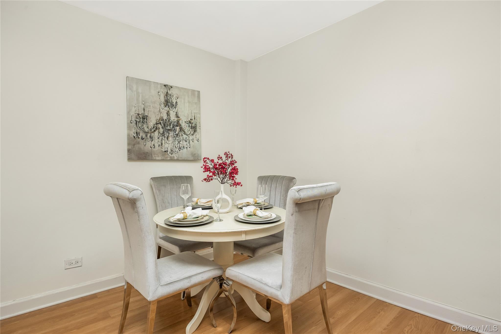100-25 Queens Blvd 6aa Property Photo 7