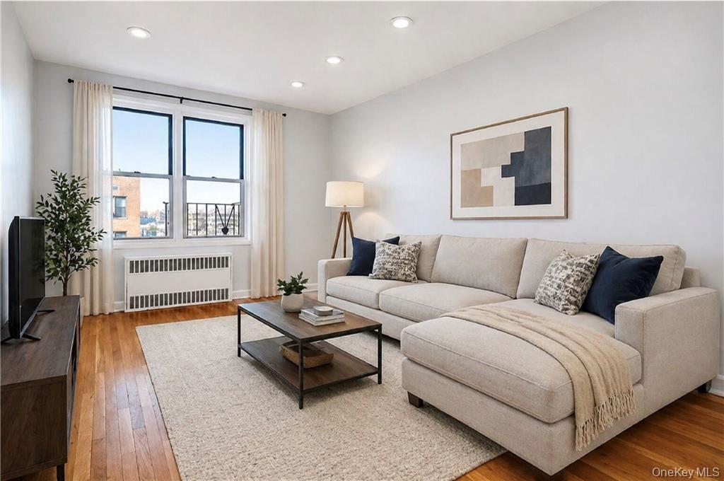 3025 Ocean Avenue 6e Property Photo 1