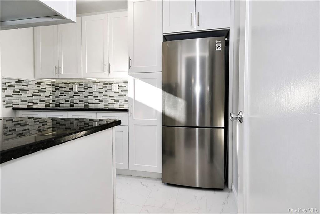 3025 Ocean Avenue 6e Property Photo 12