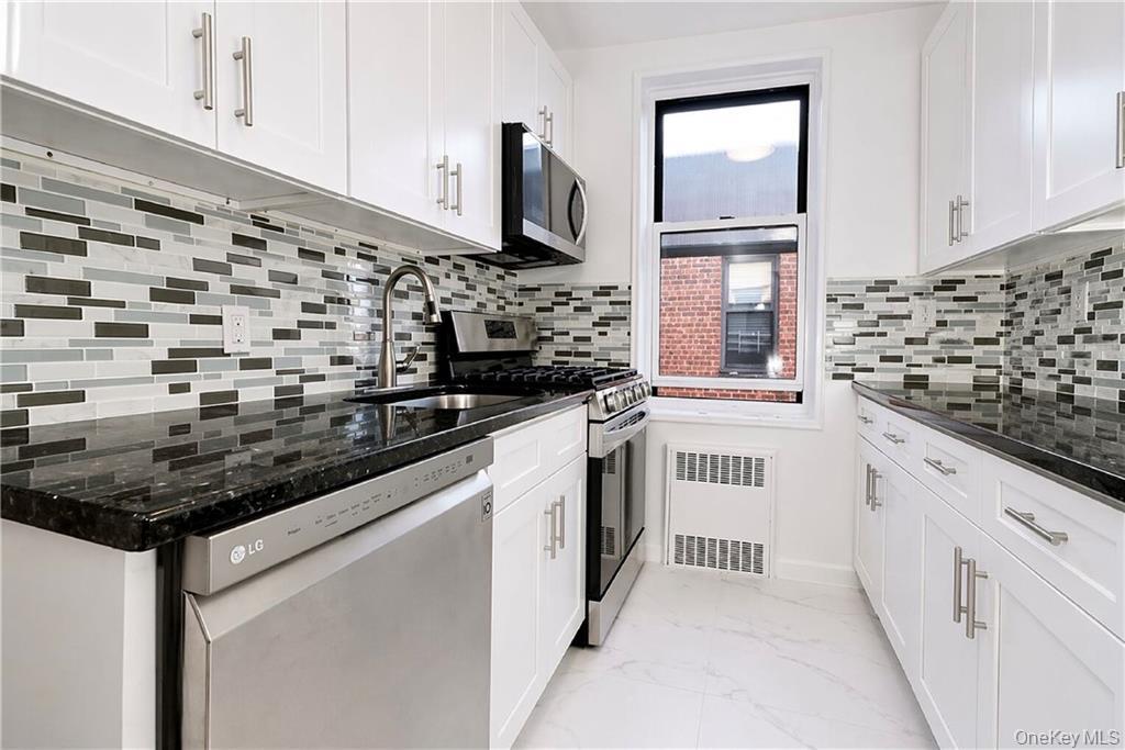 3025 Ocean Avenue 6e Property Photo 13