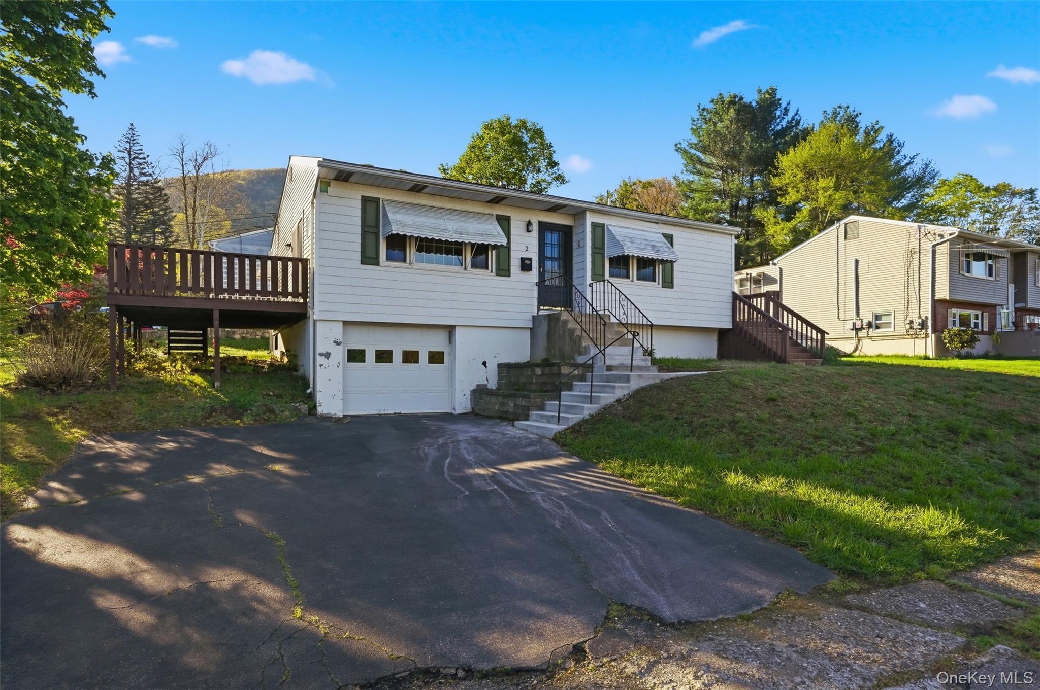 2 Crescent Drive Property Photo 2
