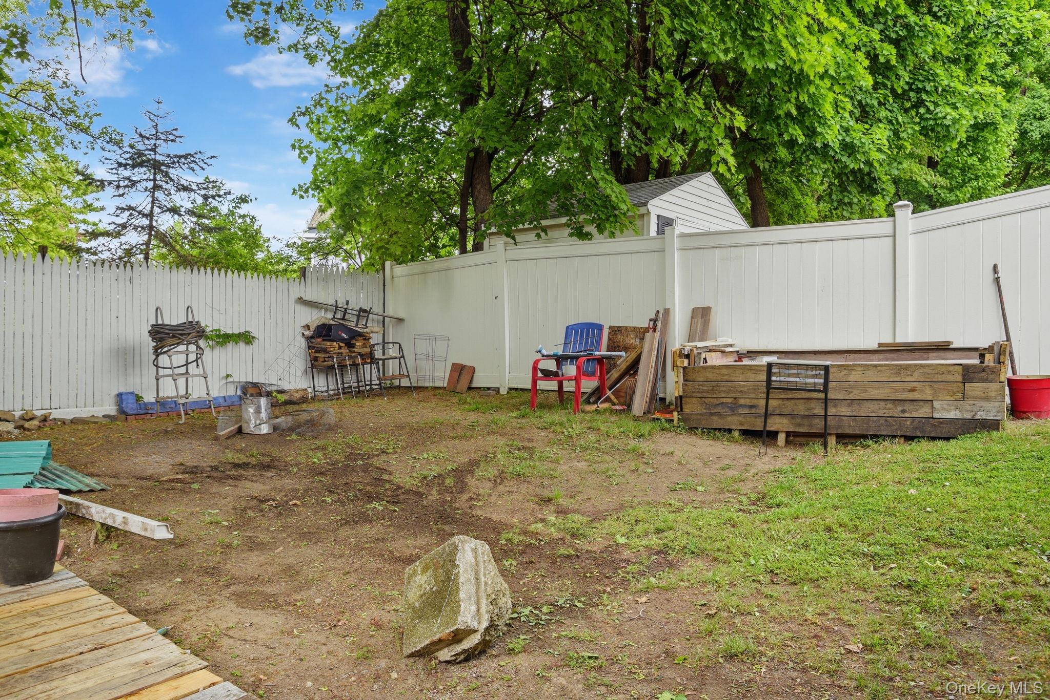 17 Harbor Hill Court Property Photo 20
