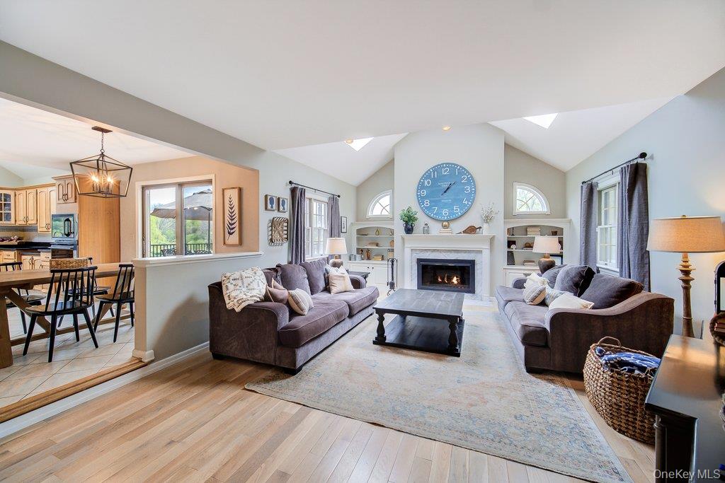 9 Mayflower Court Property Photo 8